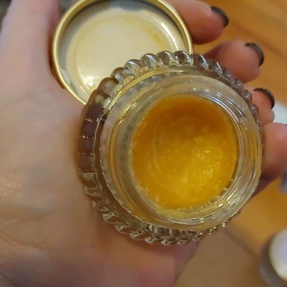 Lot Of 2 Vintage Avon Cream Sachet Perfume Glass Jars Solid - Picture 7 of 7